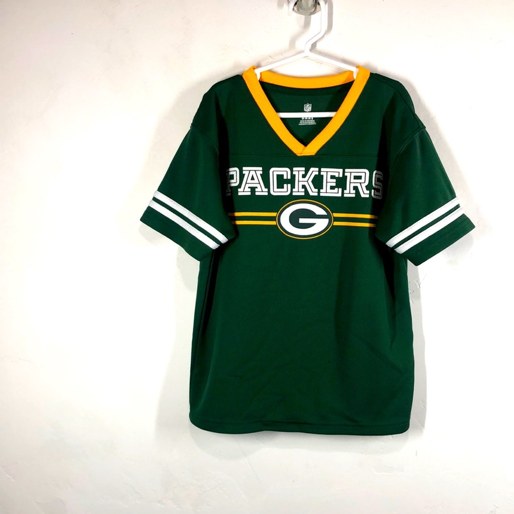 NFL Green Bay Packers green top size medium